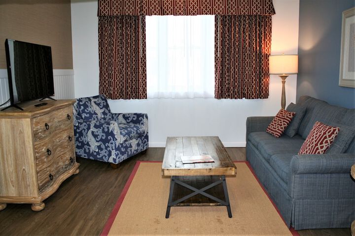 The Avenue Inn and Spa