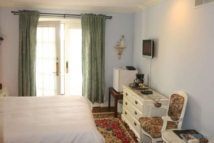 Room 58 of 66