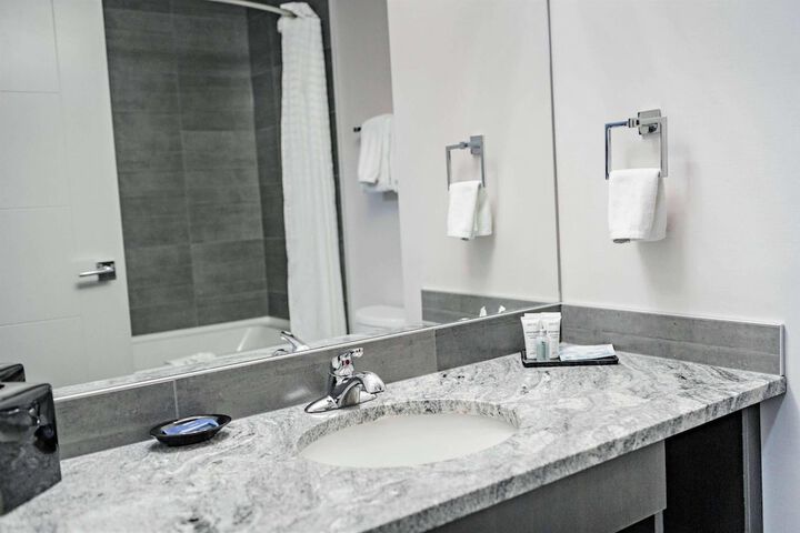 Park Inn by Radisson Edmonton Airport