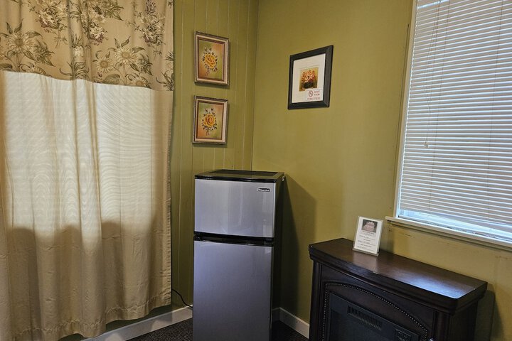 Room 63 of 88