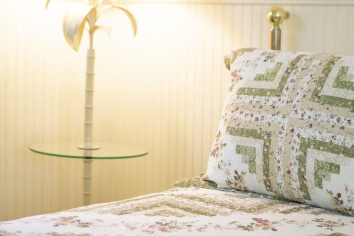 The Chimney Rock Inn & Cottages