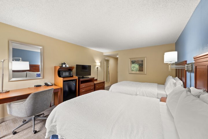 Room 9 of 30