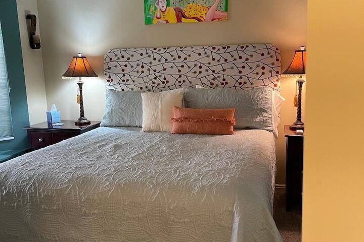 Room 5 of 37