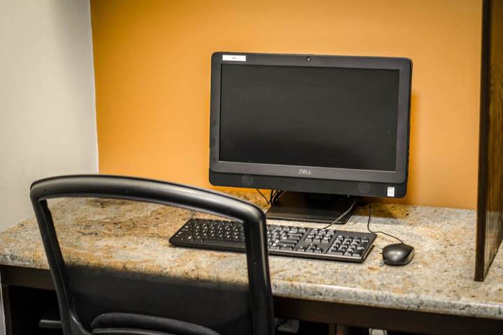 Business Center 30 of 30