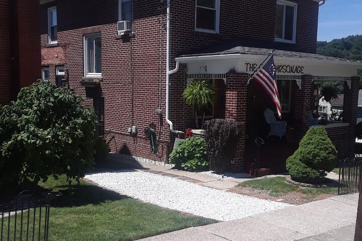 The Old Parsonage B & B