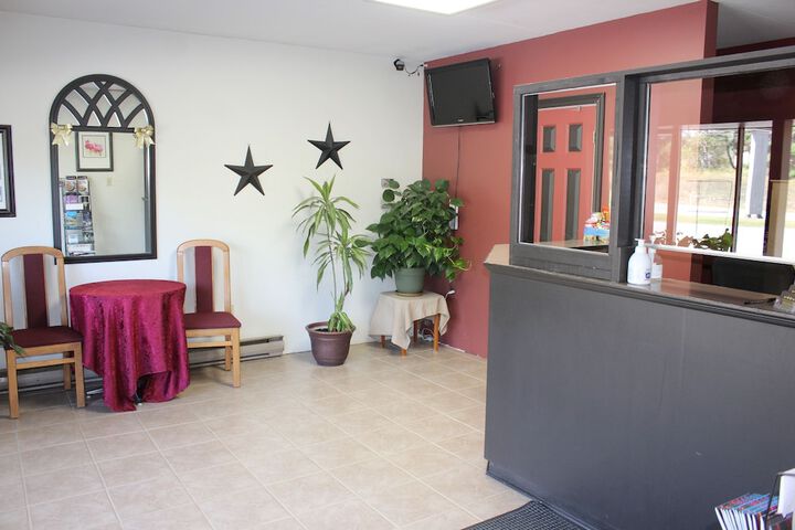Hotel Interior 10 of 41