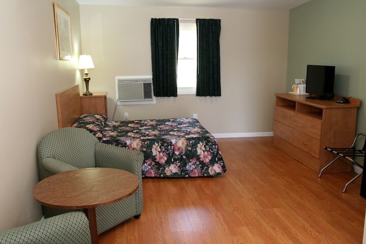 Room 74 of 99