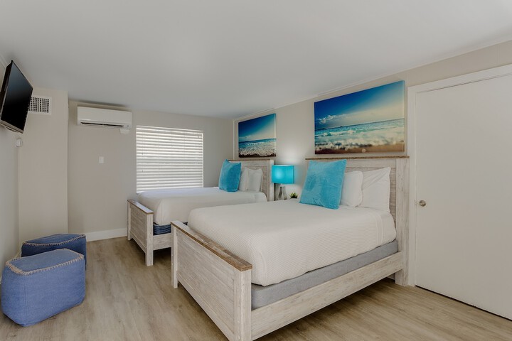 Room 34 of 55