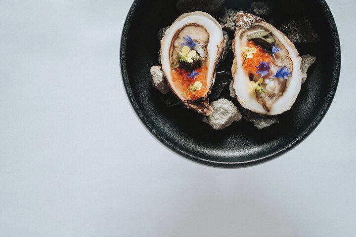 Dining 49 of 66