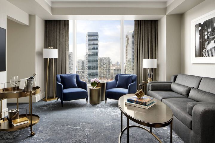 Room 40 of 123