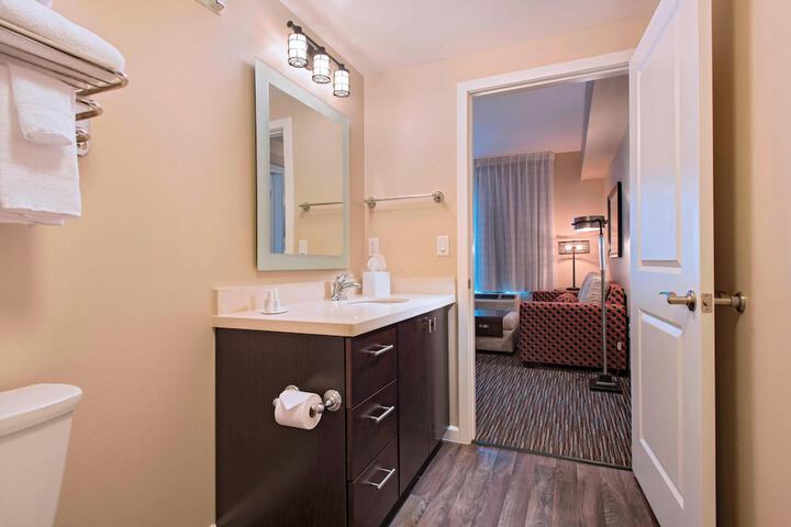 Room 16 of 26