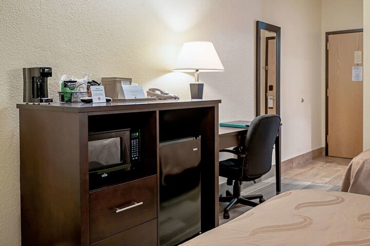 Room 15 of 39