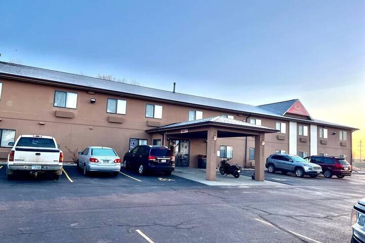 Econo Lodge Oacoma - Chamberlain West