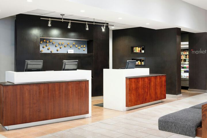 Courtyard by Marriott Charlotte City Center