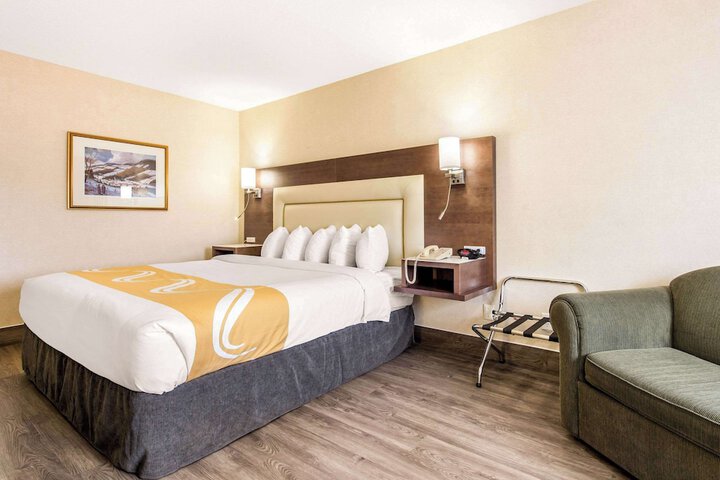 Room 43 of 52