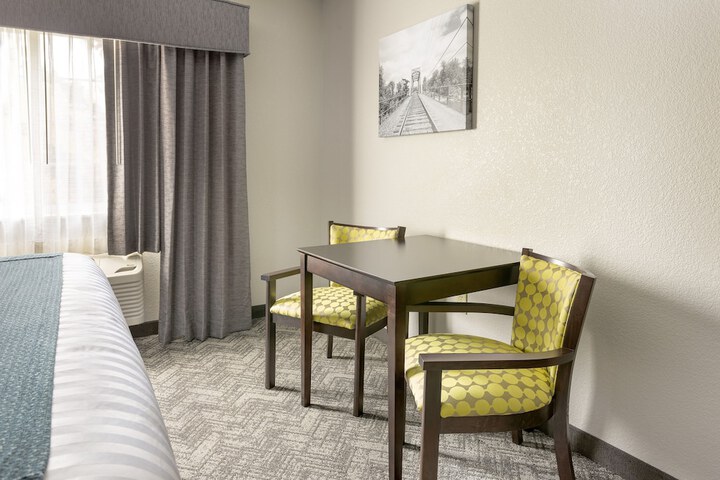 Room 12 of 54