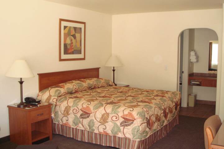 Room 19 of 37