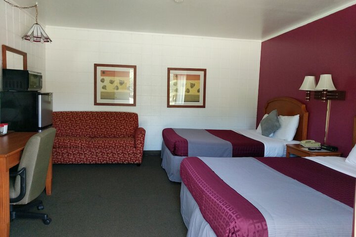 Skyview Motel
