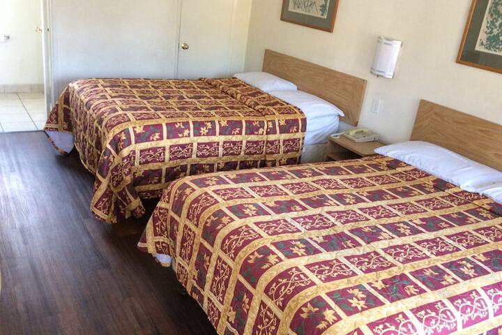 Room 40 of 51