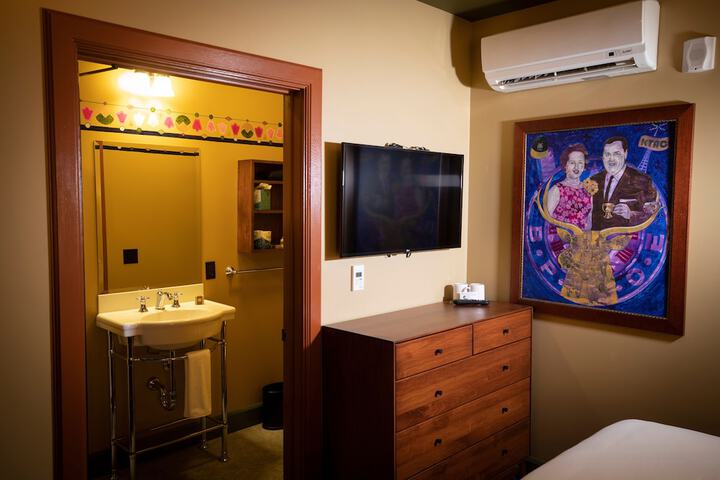 Room 15 of 41