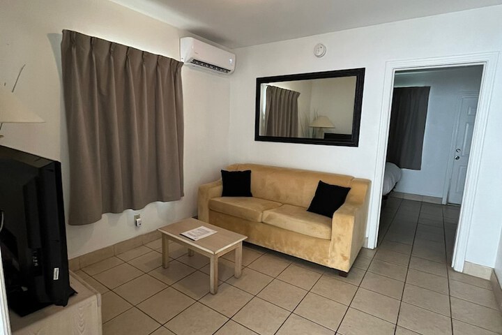 Room 134 of 170