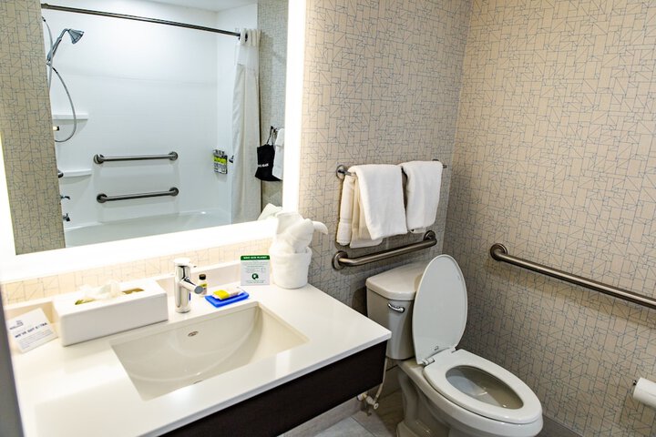 Holiday Inn Express Columbus-Dublin by IHG