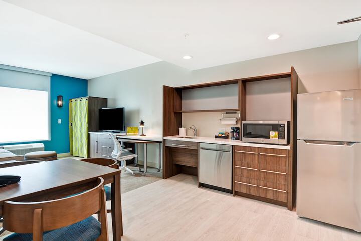 Room 46 of 79