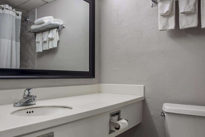 Quality Inn Toledo Westgate