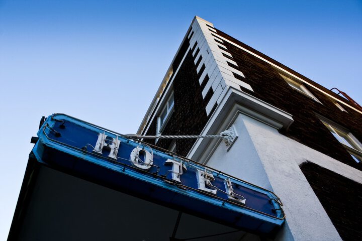Hotel 1 of 166