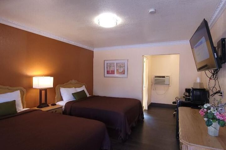 Room 49 of 71