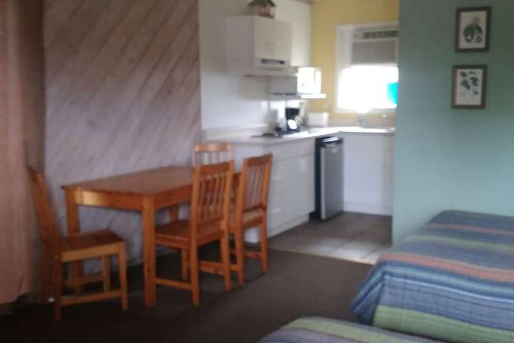 Room 7 of 69