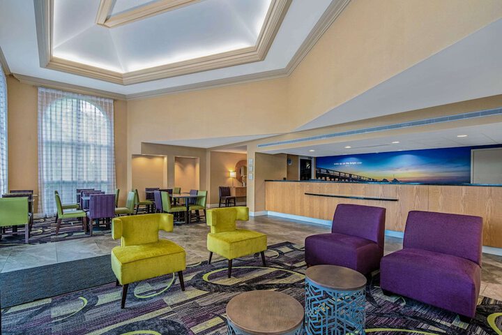 Hotel Interior 10 of 31