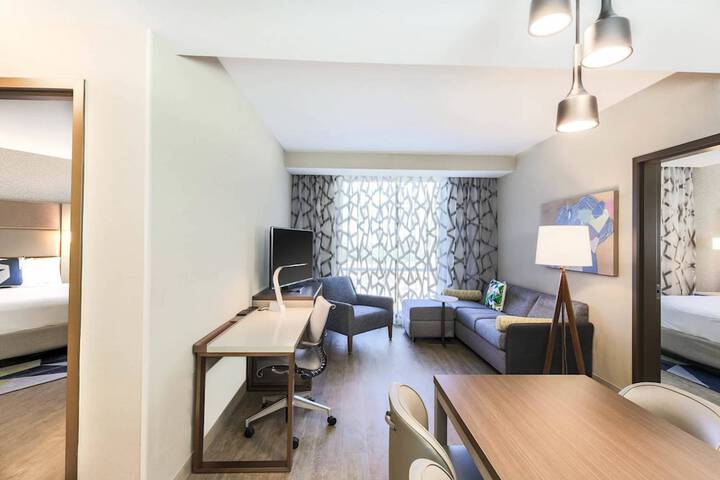 Room 18 of 35