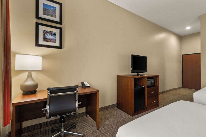 Room 58 of 83