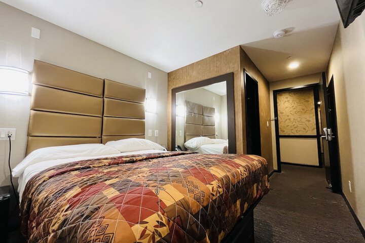 Room 52 of 53