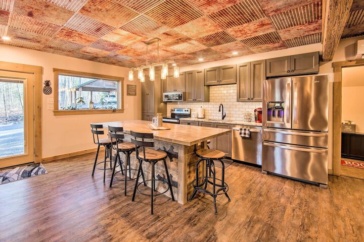 timberland Estates Cabin: Close to Trails!