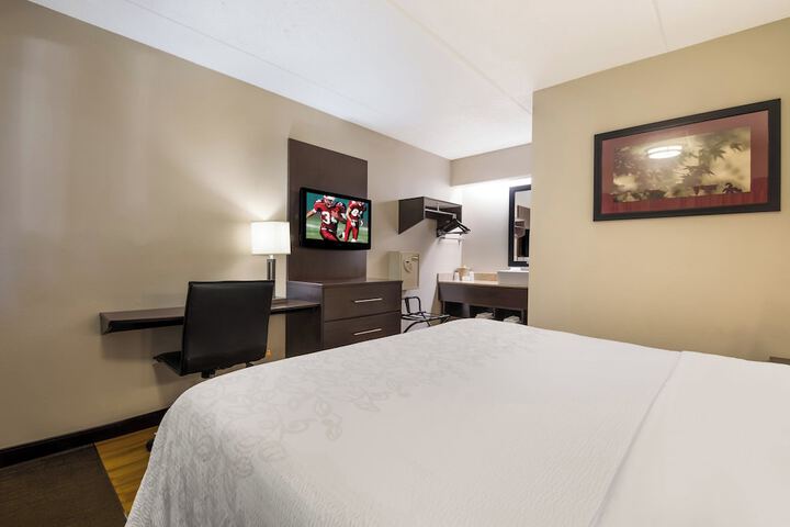 Room 12 of 35