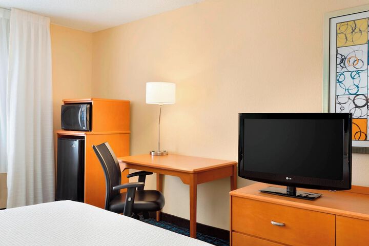 Room 15 of 21