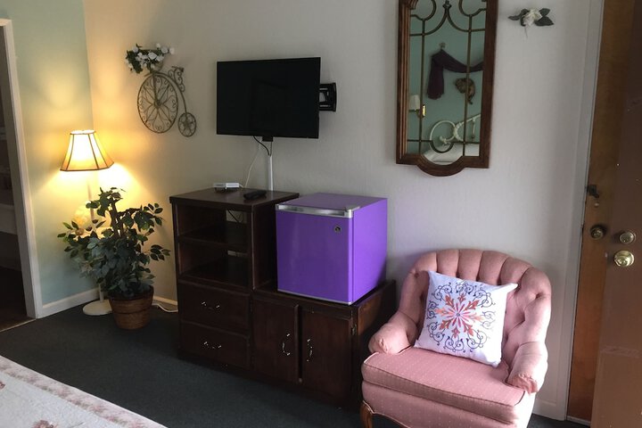 Holiday Lodge