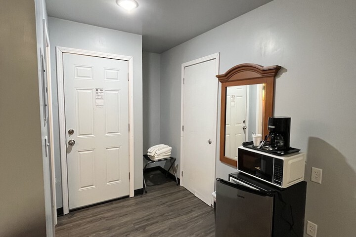 Room 7 of 21