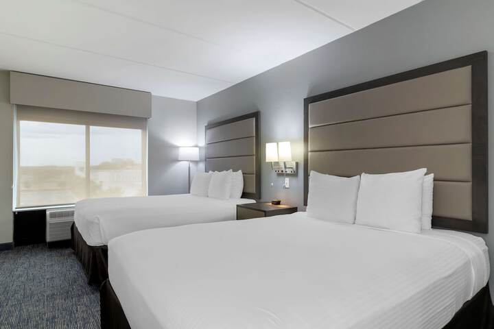 Room 21 of 37