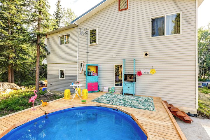 Delta Junction Rental w / Shared Pool & Hot Tub!