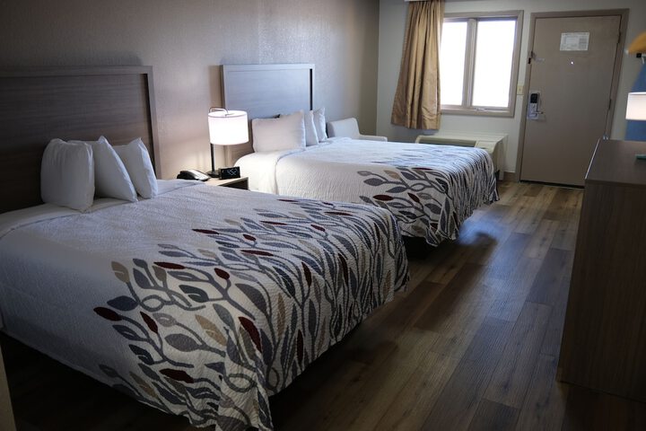 Room 8 of 14