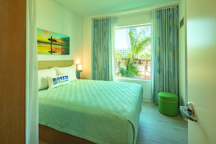 Room 21 of 40