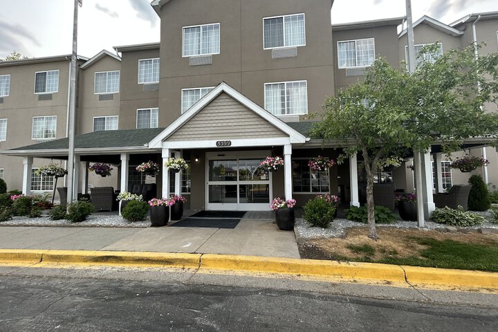 Hotel 4 of 86