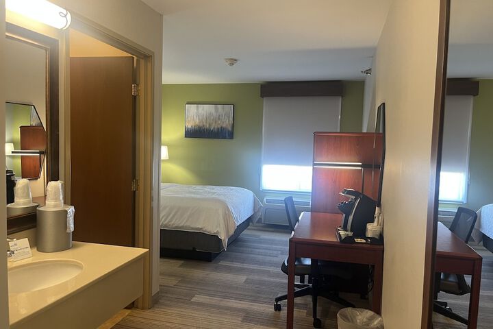 Room 82 of 111