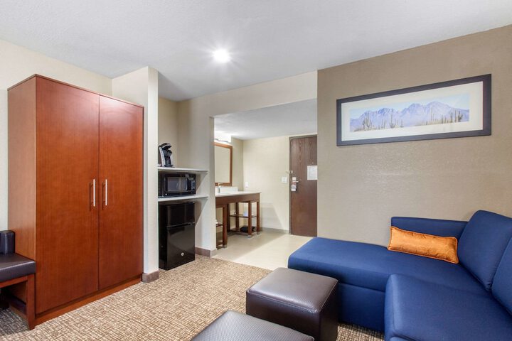 Room 49 of 75