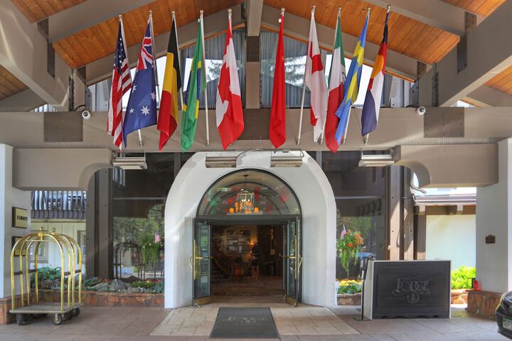 The Lodge at Vail a RockResort by Vail Resorts