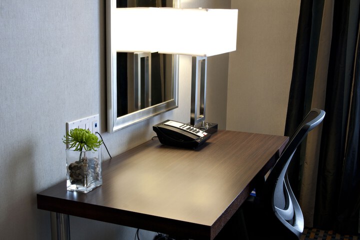 Room 15 of 42