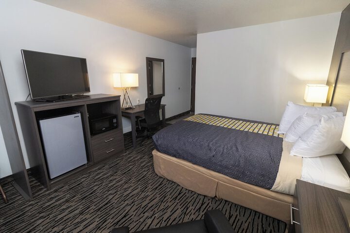 Room 12 of 38
